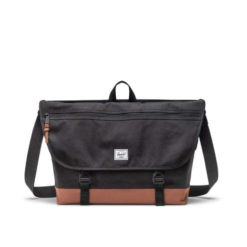 Herschel Cove Messenger axelväska 22,5 L (unisex)i svart och brun