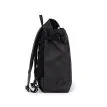 sida av en Sandqvist Stream Slim Rolltop L 26 L dagsryggsäck (unisex)