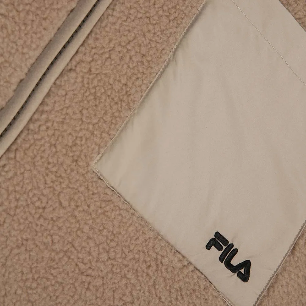 detaljer på Fila Valagrana regular teddy pilejacka (herr)