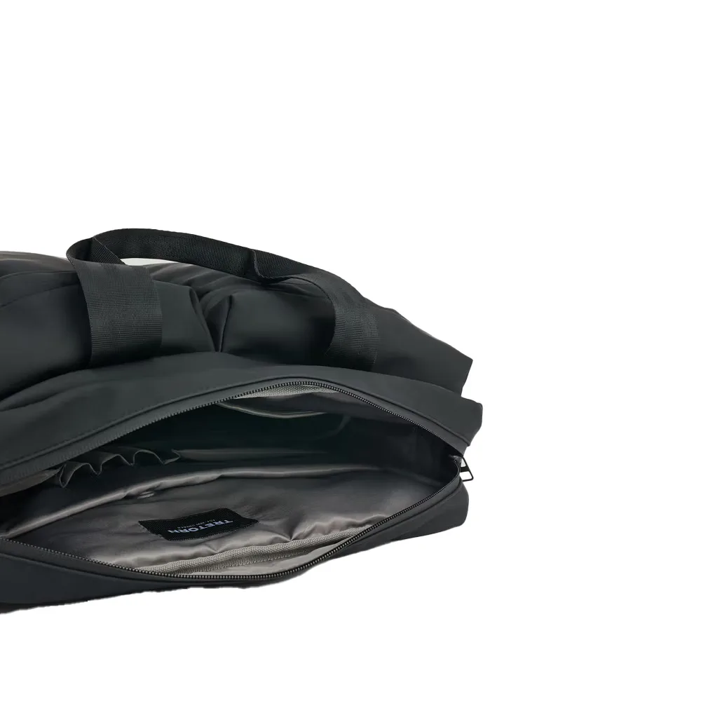 detaljer på en Tretorn Wings Shoulder Tote väska (unisex)