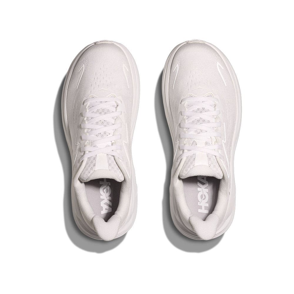 ovansida av ett par Hoka Clifton 10 löparskor (dam)