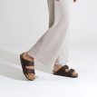 ett par Rohde 5577 sandaler (dam) på en modell