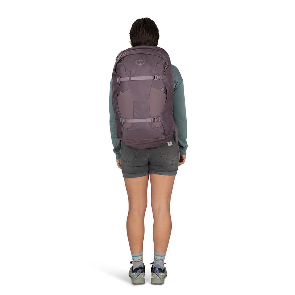 Osprey fairview 40 purple on model