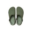 ett par gröna Crocs Yukon Vista II LR Clog (unisex)