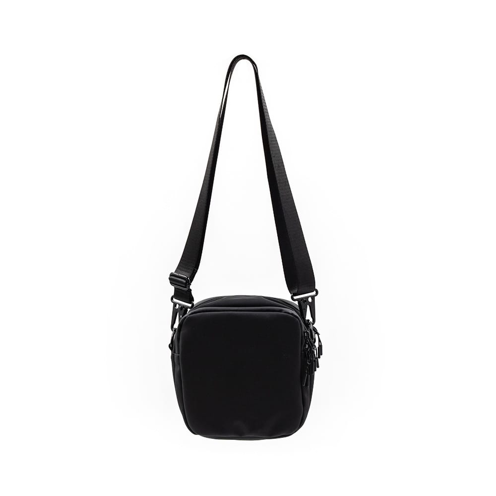 Tretorn PU Crossbody Bag väska baksidan