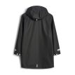 Baksida av En klassisk och praktisk Tretorn Wings Jr Rainjacket regnjacka (barn/junior) med reflexer