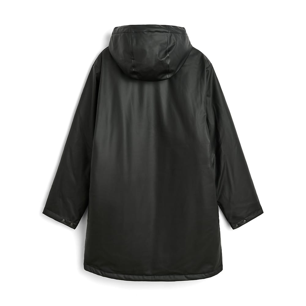 Baksidan av Wings Padded RainCoat vadderad regnjacka i färgen svart