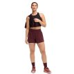 Hoka Skyglide Short träningsshorts (dam) på en modell
