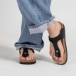 Duffy 8676301 sandaler (dam) på en modell