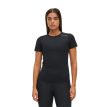 Framsida av Jacquard Tee på modell
