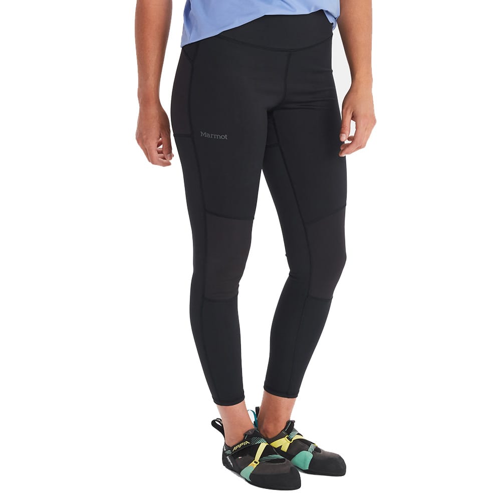 Kvinna som bär Marmot Women's Rock Haven Hybrid Tight framsida svart