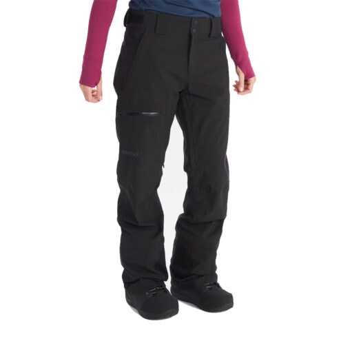 En modell bär Marmot Refuge Pants skidbyxor (dam)