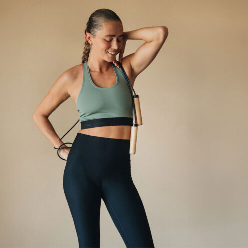 Casall Graphic Sports Bra sport bh (dam) - på en modell