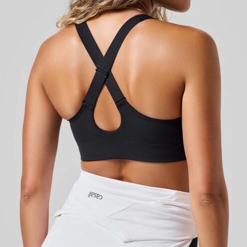 baksida av Casall Impact Zip Sports Bra sport bh (dam) på en modell