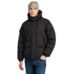 en stängd Timberland Howker Durable Water Repellent Puffer Jacket vinterjacka (herr) på en modell