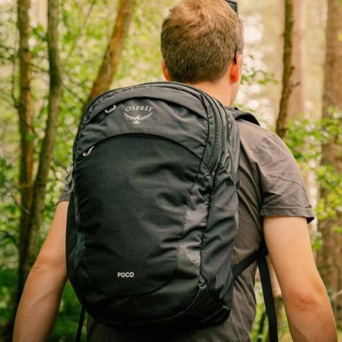 Osprey Poco™ Changing Backpack skötväska (unisex) på en modell